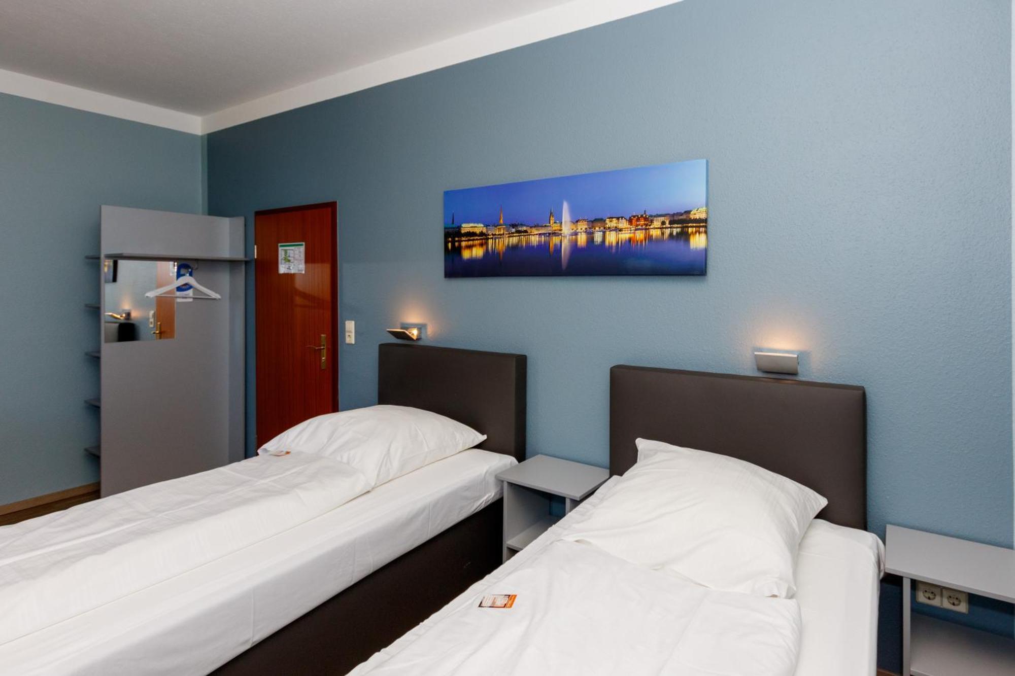 Apart Hotel Sarstedter Hof Exterior photo